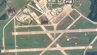 Avion prăbușit pe un aeroport. Mai mullti oameni au murit