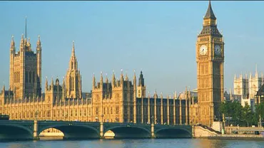Incidente armate în Londra de Revelion: Patru tineri au murit în atacuri separate cu cuțitul