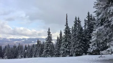 Misiune DRAMATICĂ de salvare în masivul Bucegi: doi turiști au rămas BLOCAȚI din cauza viscolului (VIDEO)