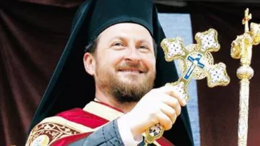 Fostul episcop de Huşi, implicat într-un scandal sexual, trăiește pe picior mare: Are salariu de ZECI DE MII DE LEI și mai multe MAICI PE POST DE MENAJERE (VIDEO)