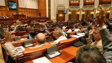 Radiografia POLITICII ROMÂNEȘTI!  În cei 28 de ani de la revoluţie am avut 400 de miniştri