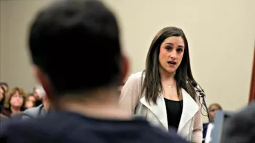 Cum le MINȚEA monstrul Nassar pe sutele de gimnaste pentru a le VIOLA