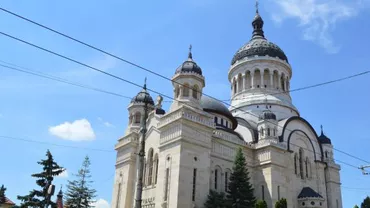 HALUCINANT! Aroganța popilor nu mai are limite. Ce înalți prelați vor avea STATUI de 3 METRI înălțime în Cluj (FOTO)