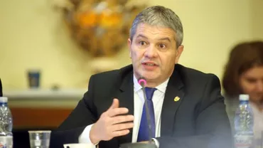 Ministrul Sănătății, implicat într-un INCIDENT în AVIONUL cu care venea spre Bucureşti. Scene INCREDIBILE la bordul aeronavei
