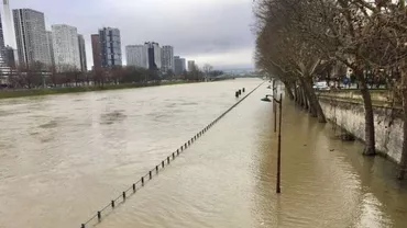 Alertă de inundații în Paris: Sena crește încontinuu și dă semne că ar putea produce mari distrugeri în capitala franceză (VIDEO)