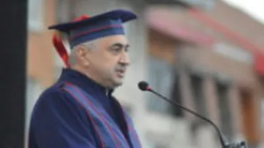 “Sunt al 13-lea ministru și sunt căsătorit pe data de 13. Sper să fie cu noroc!” De la "GENUNCHE" la "PAMBLICĂ"! Declarațiile ȘOC ale noului ministru al Educației (VIDEO)