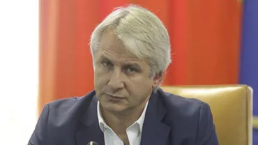 Teodorovici a identificat CAUZA TUTUROR RELELOR. " Problema în Romania e la autorizații, avize, birocrație"