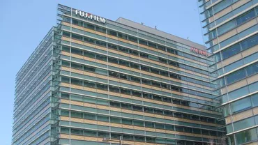 TRANZACȚIA ANULUI. Celebră companie americană, preluată de Fujifilm