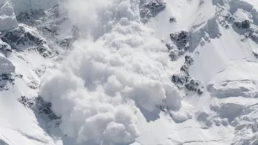 ALERTĂ DE GRAD ZERO! O avalanșă MARE a avut loc în Munții Bucegi