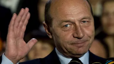 Băsescu, despre actualii guvernanți: Proști ca noaptea și slabi de minte