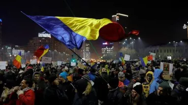 Scandal pe Facebook în rândul protestarilor #rezist: Acuzaţii şi vorbe grele aruncate între Oana Dobre, Mălin Bot şi Sandy Matei (FOTO)