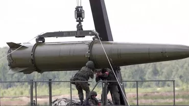 Rusia amplasează rachete NUCLEARE la doi pași de granița NATO!