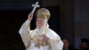 Tentative de LEGITIMARE a unui edificiu contestat. PATRIARHUL ECUMENIC va fi prezent la sfinţirea Catedralei Mântuirii Neamului, anunţă Patriarhul Daniel