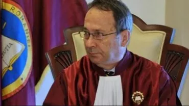 Judecătorii CCR au fost sesizaţi privind legea care le dă chiar lor superimunitate