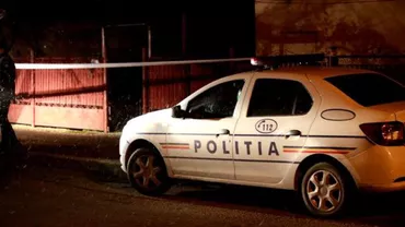 CUTREMURĂTOR: Bărbat fără picioare, ținut într-un coteț de familia sa