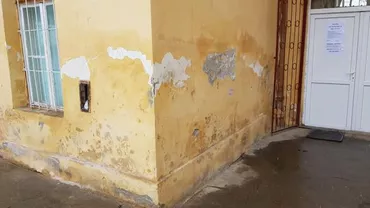 Imagini de groază dintr-un spital din Cluj: Copiii bolnavi de TBC, trataţi printre mucegai şi bacterii (VIDEO)