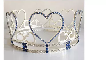 O sibiancă reprezintă România la Miss Europe 2018. Cum arată Maria Hanzu! (FOTO)