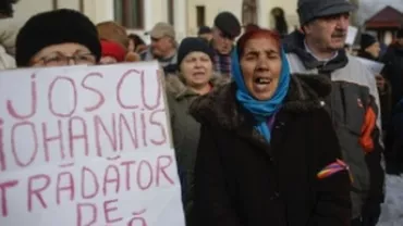 Cine i-a dus la București pe protestatarii anti-Iohannis