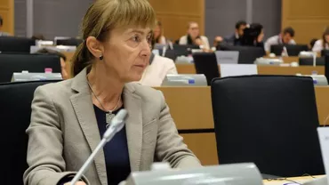 Monica Macovei îl FACE PRAF pe ministrul Justiţiei: "Tudorel Toader a fost actorul unei COMEDII PROASTE şi a devenit SLUGA politicienilor PENALI"