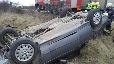 ŞOCANT ce a putut să facă un angajat al unei spălătorii auto. O persoană a fost ranită
