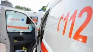 Brașov: Un bărbat a fost înjunghiat în plină stradă. Agresorul este căutat de polițiști 