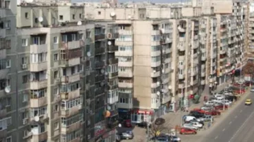 Timișoara: Un bărbat s-a aruncat în cap, de la etajul 3, după ce soţia l-a reclamat la poliţie că e agresiv