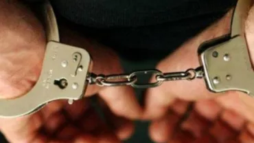 Târgu Mureş: Percheziții de amploare în două cluburi de noapte. Patru persoane, reținute pentru proxenetism