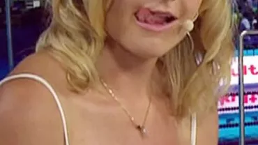 Scandal în televiziune. A fost PIPĂITĂ ÎN TIMPUL unei emisiuni LIVE, de un bărbat celebru. H.S. era şi gravidă…