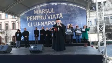 Cluj-Napoca: 2.000 de oameni, la o manifestație împotriva avorturilor. Capi ai Bisericii, printre participanți (VIDEO)