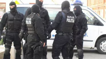 Gorj: Autorităţile efectuează percheziţii într-un dosar de evaziune fiscală în domeniul materialelor reciclabile