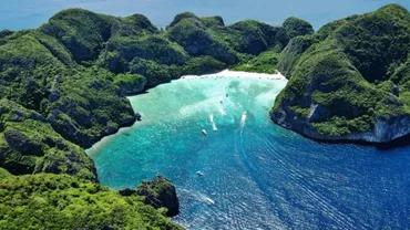 Insula făcută faimoasă de Leonardo DiCaprio va fi închisă din cauza fluxului mare de turişti