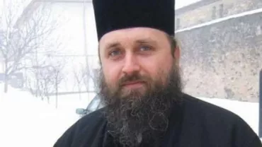 Un preot a pierdut o sumă uriașă la... păcănele! Lăcașul de cult, executat silit