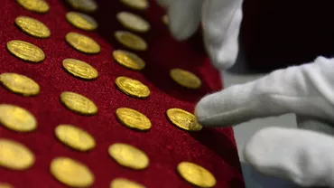 Peste 500 de monede şi podoabe dacice din aur şi argint, recuperate din Austria