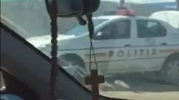 Bistrița-Năsăud: Un agent a folosit maşina de Poliţie ca să transporte mai multe bidoane cu zer (VIDEO)