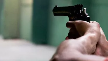 ALERTĂ la graniță! Bărbat PRINS cu FOCURI DE ARMĂ (VIDEO)