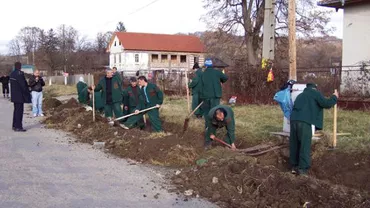 Tudorel Toader vrea să trimită deținuții la muncă în afara penitenciarelor