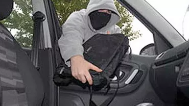 Metoda prin care hoții bulgari reușesc să deschidă orice mașină din România