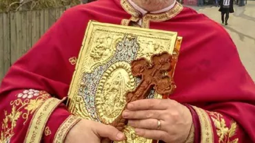 Made in Vaslui! Miri şi nuntaşi daţi afară de un preot BEAT, care a închis biserica şi s-a culcat în altar (VIDEO)
