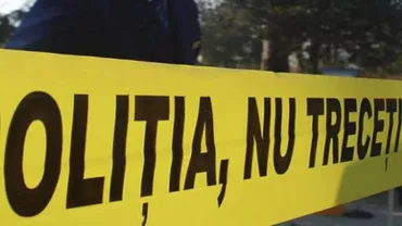 Brăila: Un bărbat i-a tăiat gâtul unchiului său pentru 13 lei, după care a intrat în sediul Poliţiei şi s-a predat