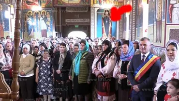 Picturi cu EPISCOPUL PORNO pe pereţii bisericilor: Enoriaşii sunt REVOLTAŢI. Reacţia Episcopiei - incredibilă!