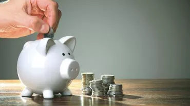 Legea pensiilor aruncă totul în aer: 4,6 milioane de români, direct afectați! Vezi dacă mai primești banii...