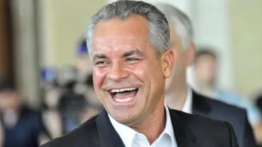 Politica a coborât la cel mai jos nivel la Chişinău: Oligarhul Plahotniuc, un protejat al autorităţilor române, a publicat convorbirile dintre un politician pro-european şi mama sa (VIDEO)