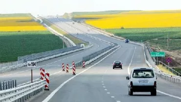 Pericol pe Autostrada Soarelui: Plăcile de beton s-au ridicat cu aproape jumătate de metru (FOTO)
