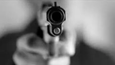 CUTREMUR în fotbal! Un celebru jucător și-a UCIS fosta logodnică, apoi s-a SINUCIS