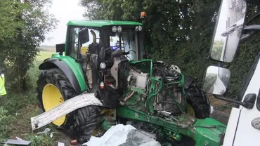 Dâmboviţa: Accident GRAV pe DN 7. Mai multe persoane, transportate la spital