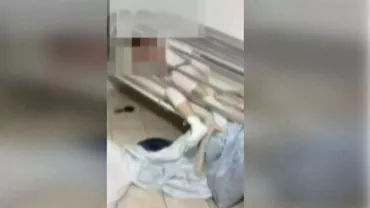Caz șocant în Italia: O bătrână dintr-un azil a fost bătută și batjocorită de mai multe românce (VIDEO)