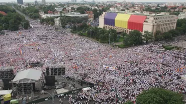 Mitingul PSD din Piaţa Victoriei: Peste 100.000 de persoane au participat alături de Dragnea, Tăriceanu şi Dăncilă (VIDEO)