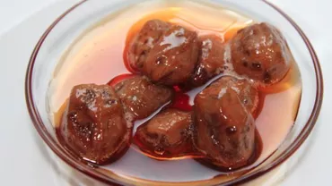 Dulceață de nuci verzi după rețeta bunicii. Cum să o faci perfectă