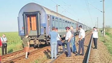 Zeci de elevi din București au rămas blocați într-un tren care mergea spre Moldova