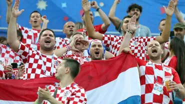 Moment inedit la CAMPIONATUL MONDIAL: Preşedinta Croaţiei a petrecut alături de suporteri calificarea în SFERTURI (FOTO, VIDEO)